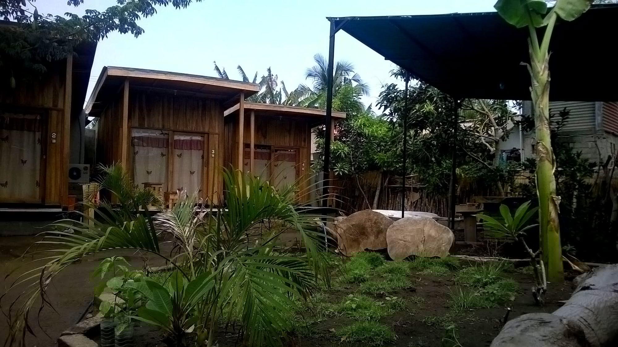 Beach Box Bungalow Gili Trawangan Luaran gambar