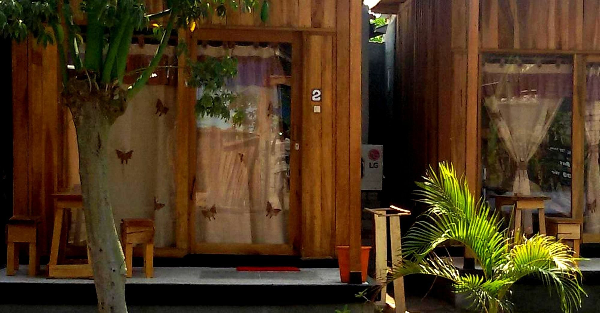 Beach Box Bungalow Gili Trawangan Luaran gambar